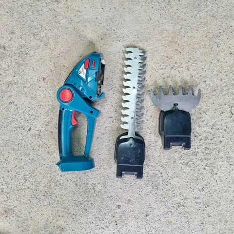 Máy cắt tỉa hàng rào cắt cây cảnh KUTAN động cơ lõi đồng 100% - chân pin phổ thông 4cm