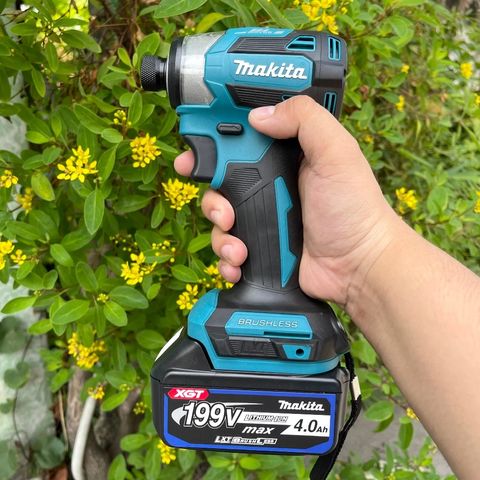 [KÈM 1 MŨI KHOAN 8 LY CHUÔI LG] Thân Máy Chuyên Vít Makita DT173, Máy Bắn Vít Đầu Ngậm Vít Nhanh Không Chổi Than