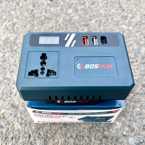 [DÙNG ĐƯỢC QUẠT] Đế Chuyển Đổi Nguồn Điện BOSHUN BS-CD220PRO Chuyển Từ Pin 21v lên 220v, Chân Pin Phổ Thông 4cm