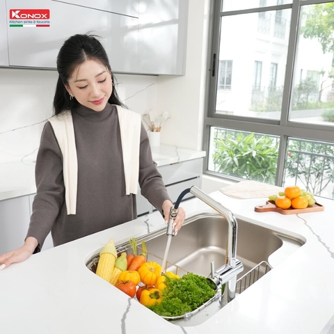 Vòi rửa bát Konox Volta Chrome - Dây rút nóng lạnh