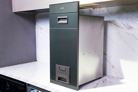 Thùng gạo mặt kính GrandX XR.G302G nút nhấn 25kg