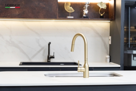 Vòi rửa bát dây rút Nobinox Aqua NX663V