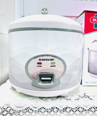 NỒI CƠM ĐIỆN SUNHOUSE 1.8L CHÍNH HÃNG 8602