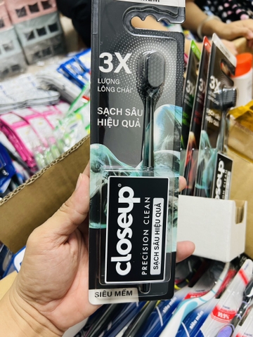 BÀN CHẢI ĐÁNH RĂNG CLOSEUP 3X (2)