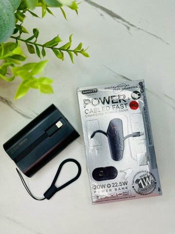 Pin sạc dự phòng mini nhanh 20w 10.000mah Remax 572 CHÍNH HÃNG kèm 2 dây sạc và dây treo siêu nhỏ gọn Super 20W+22.5W (20)