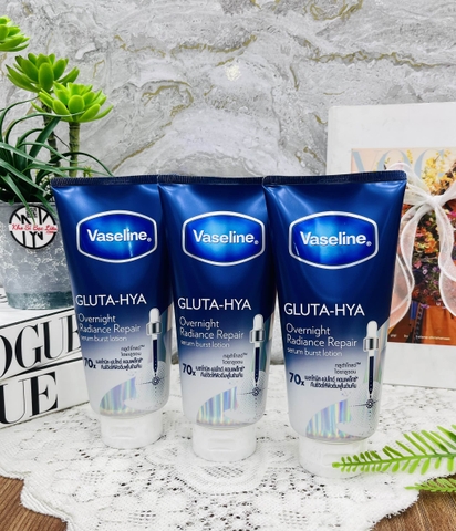 Sữa Dưỡng Thể VASELINE GLUTA-HYA Xanh 70X Ban Đêm 300ml (Ko áp dụng giảm 10%)