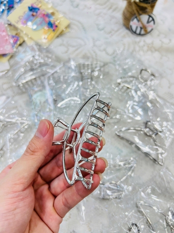 KẸP SẮT TRƠN ĐỒNG GIÁ (2)