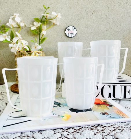 CA LY NHỰA TRẮNG UỐNG BIA, NƯỚC, PQ LỚN