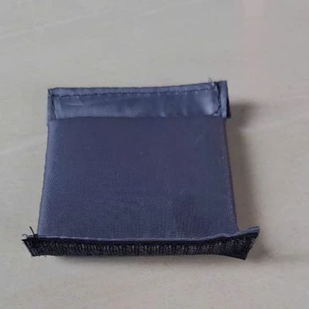 Vách ngăn máy ảnh 10 x10cm MIDIKI chia khoang ba lô chống sốc mép có dính gai xù giúp không xê dịch
