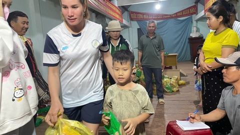 Chuyện giờ mới kể: Tặng quà Tết Trung Thu tại Ea Trang - M'Đrăk - Đăk Lăk 2024