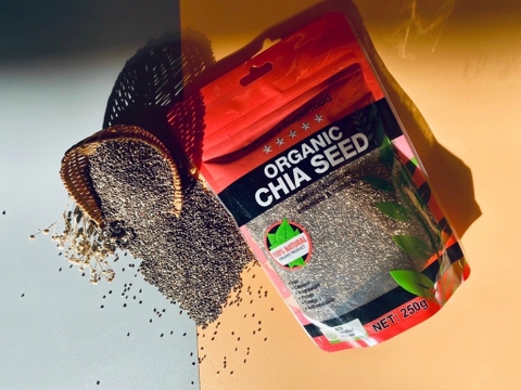 Hạt chia hữu cơ organic chia seed nature's superfood 250g chứa dinh dưỡng cao: protein, canxi, omega 3 và chất xơ hỗ trợ tiêu hóa, tiểu đường mỡ máu, giảm cân