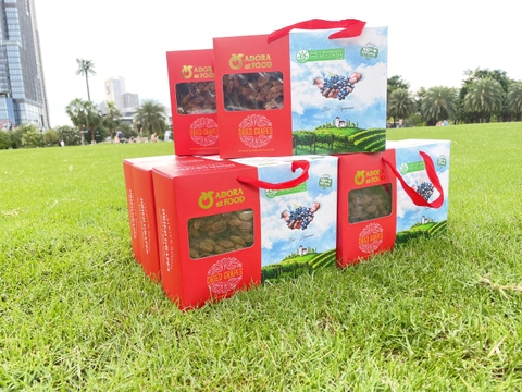 KHO HN: Nho khô nguyên cành Adora st Food  Crimson Dried Table Grapes Cluster 1 kg đặc sản của Úc