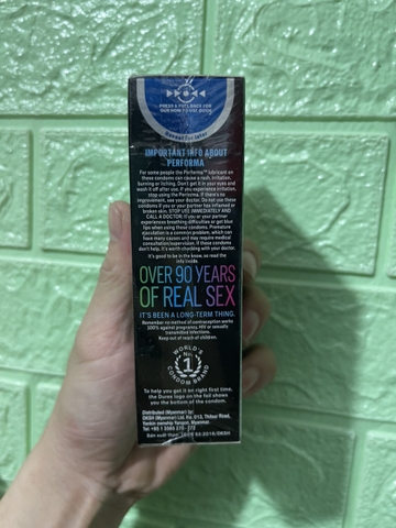 Bao cao su Durex Performa hộp 12 cái