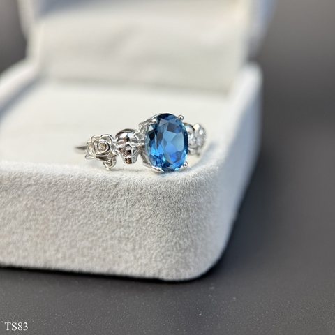 Nhẫn Nữ Hình Oval Cắt Facet Topaz Xanh Dương Freesize