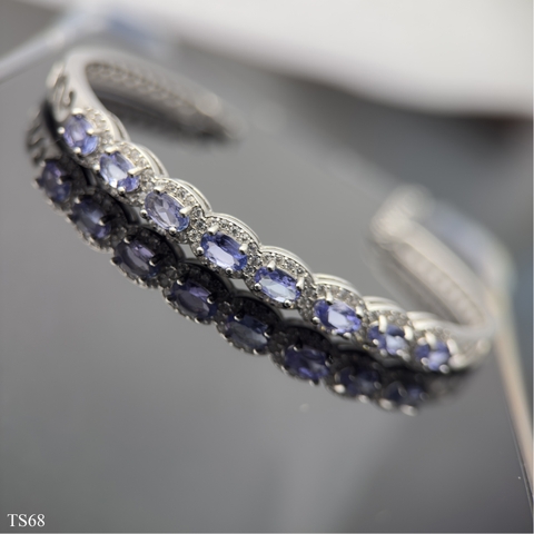 Lắc Bạc Liền Khối 925 Với Đá Tanzanite Quý Phái