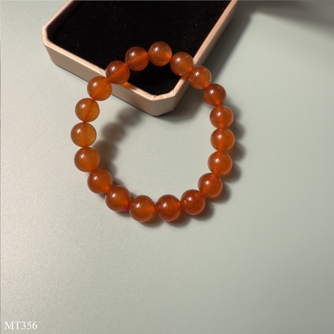 Vòng Mã Não Đỏ – Đá Tự Nhiên Mang Lại May Mắn, Sức Mạnh và Bình An