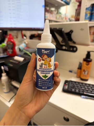 Nước rửa tai cho chó mèo