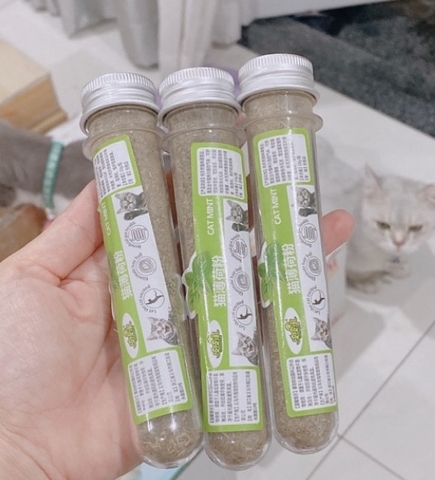 Cỏ mèo sấy dạng ống