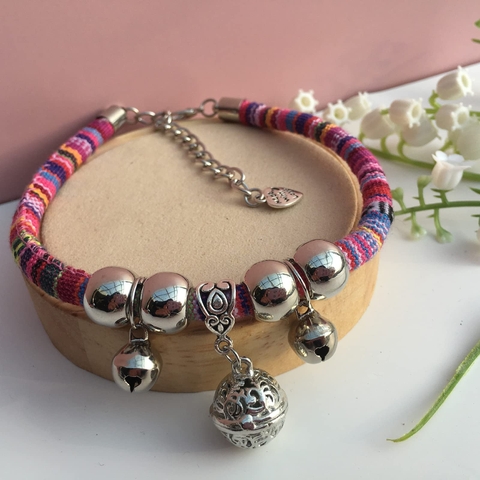 Vòng cổ thổ cẩm chuông