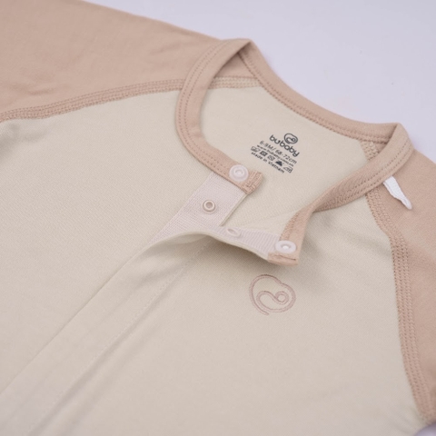 (1M-9M) Bộ dài tay sơ sinh BU cài giữa sợi tre Đan Mạch BBB1102FF Bubaby bé trai – Bubaby bé gái – Quần áo Bubaby