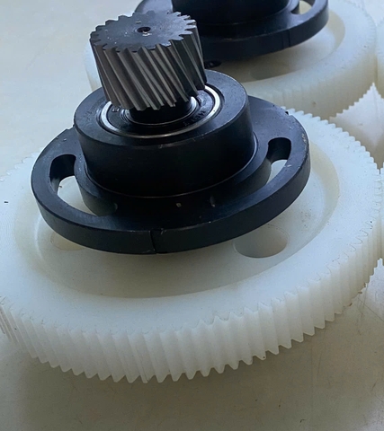 Bánh răng chéo cổ ngắn