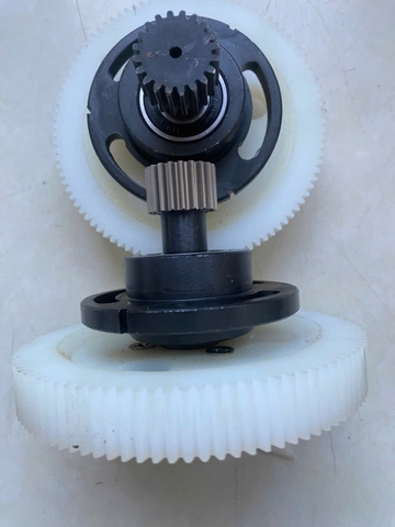 Bánh răng thẳng cổ dài