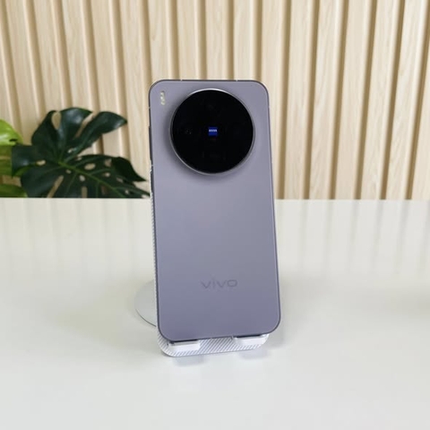 VIVO X300 5G – RAM 12GB / 256GB Fullbox Màu Tím - Đẹp 98% CAMERA SIÊU NÉT – THIẾT KẾ NHỎ GỌN