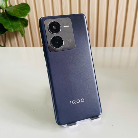 🔥 IQOO Z8 – 12/256GB Đen Đẹp 98% Pin 65%
