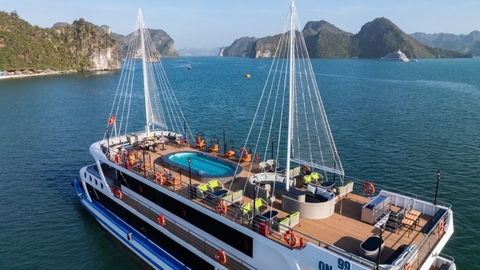 LA CASTA DAILY CRUISE: A COMPACT JOURNEY, A COMPLETE EXPERIENCE