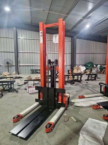 Xe nâng cao thuỷ lực TAYO 3T 1M6