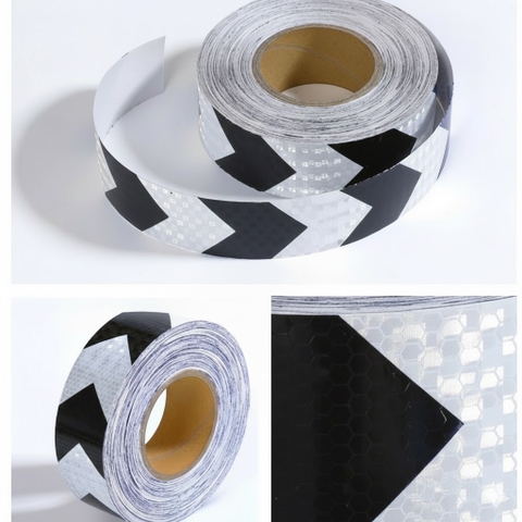 Cuộn Dán Phản Quang Mũi Tên Màu Đen Nền Trắng – Khổ 5cm – Dài 45m