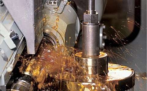 Dầu cắt gọt là gì? Ứng dụng, nguyên lý hoạt động