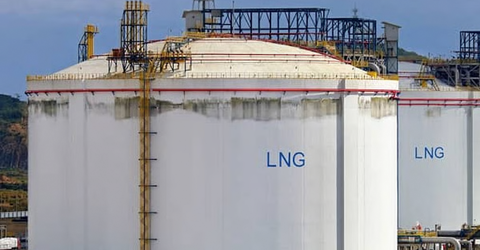 Sensor for LNG storage tank rollover