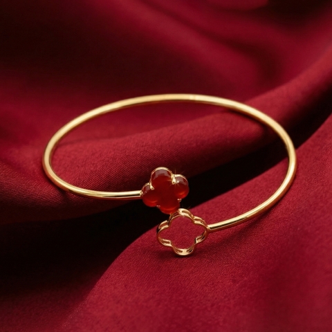 Vòng tay trơn khoá gài mặt đá cỏ 4 lá BN JEWELRY