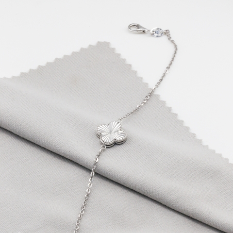 Lắc tay Bạch kim Platinum vân ánh kim cỏ 4 lá BN JEWELRY | bản 10 ly - LTY1733_PT