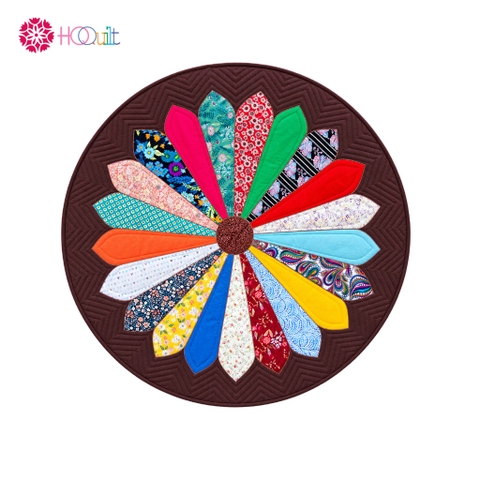 Daisy round rug (size 1.1m)