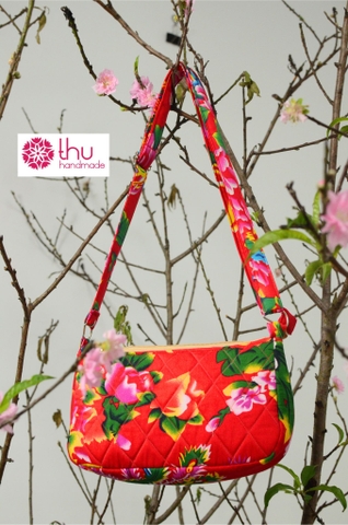 Túi đeo vai công đỏ