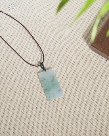 Mặt Dây Chuyền Vô Sự Bài Cẩm Thạch Hoa Bay - Jadeite