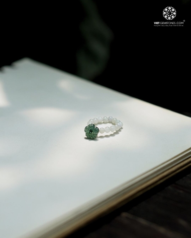 Nhẫn Bạch Ngọc Phối Hoa Lam Ngọc