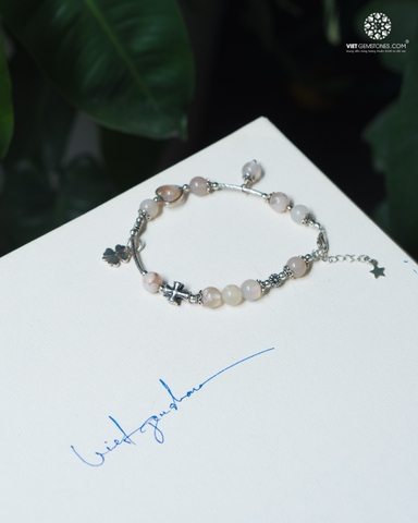 Lắc Tay Mân Côi Mã Não Anh Đào Charm Bạc