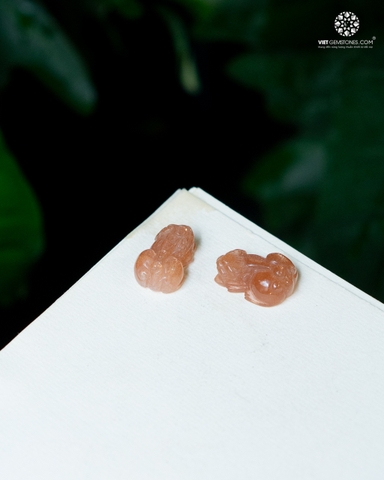 Mặt dây chuyền Tỳ Hưu đá Mặt Trời Đỏ - Sunstone