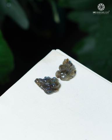 Mặt Dây Chuyền Cửu Vỹ Hồ Ly Ôm Hoa Mẫu Đơn Hắc Nguyệt Quang