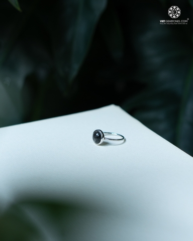 Nhẫn Bạc Mảnh Thạch Anh Tóc Đen - Bạc 950 Phủ Bạch Kim