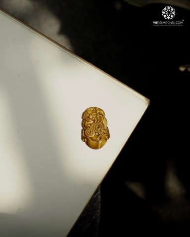 Móc khóa 12 Con Giáp đá Mắt Hổ Vàng - Tuổi Tỵ