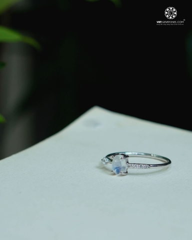 Nhẫn Bạc Đá Mặt Trăng - Moonstone 03