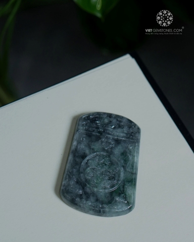 Mặt Dây Chuyền Vô Sự Bài Cẩm Thạch Ô Kê Chủng - Jadeite