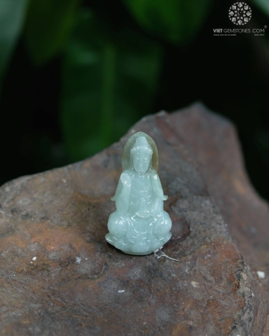 Mặt Dây Chuyền Quan Âm Cẩm Thạch Jadeite Chạm Khắc Thủ Công