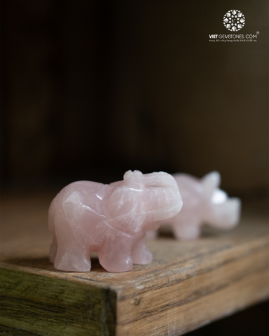 Vật phẩm Voi Đá Tự Nhiên