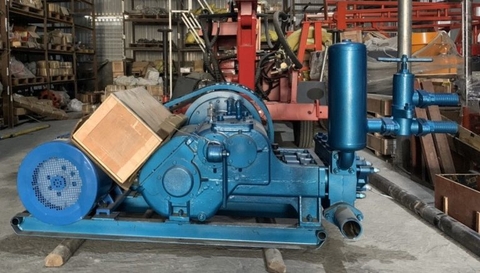 Máy bơm vữa BW 320