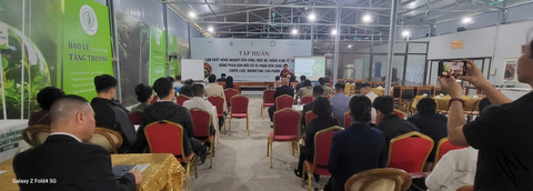 TẬP HUẤN “SẢN XUẤT NÔNG NGHIỆP BỀN VỮNG THEO HỆ THỐNG KINH TẾ TUẦN HOÀN BẰNG PHÂN BÓN HỮU CƠ VÀ PHÂN BÓN SINH HỌC -  CHIẾN LƯỢC MARKETING SẢN PHẨM” (Ngày thứ nhất)